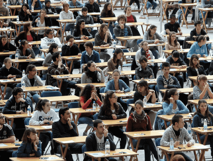 Immagine articolo: Covid, esclusa dal concorso perché in isolamento obbligatorio. Il TAR Sicilia ordina all’Università lo svolgimento delle prove suppletive