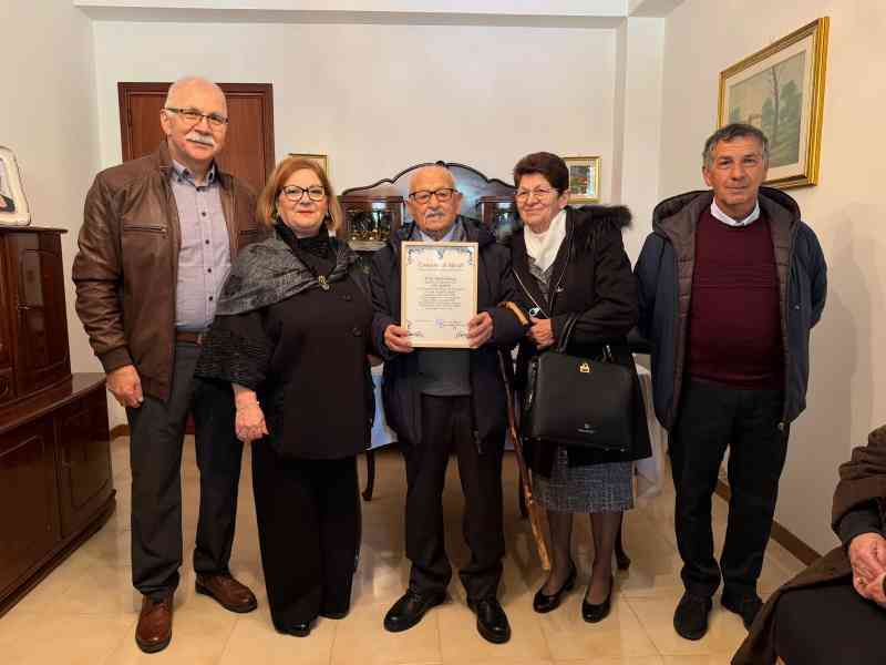 Immagine articolo: Centenario a Menfi: Onofrio Monaco compie 100 anni