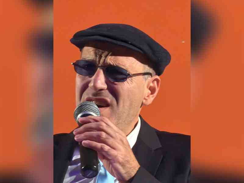 Immagine articolo: Salaparuta. Alessandro Gandolfo intrattiene il pubblico dell’Auditorium Nick La Rocca