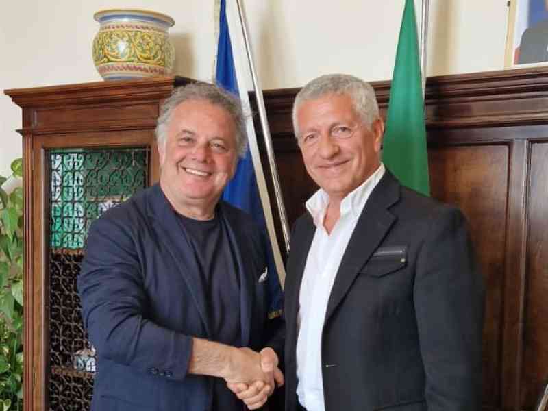 Immagine articolo: Ospedale di Sciacca. Il dr. Domenico Macaluso è il neodirettore dell’U.O. di endoscopia digestiva