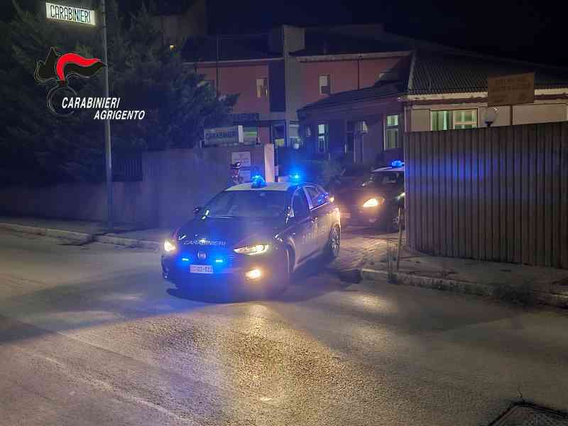 Immagine articolo: Menfi, festa in magazzino senza autorizzazioni: sei denunce