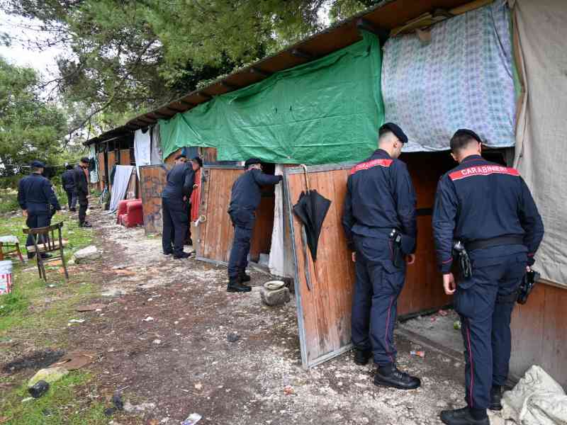 Immagine articolo: Caltabellotta, scoperta baraccopoli: due espulsioni e indagini sul lavoro nero