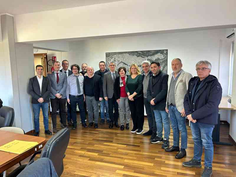 Immagine articolo: Sambuca. Verso il “Parco regionale dei Monti Sicani“. L'Ass. Savarino incontra i 12 sindaci