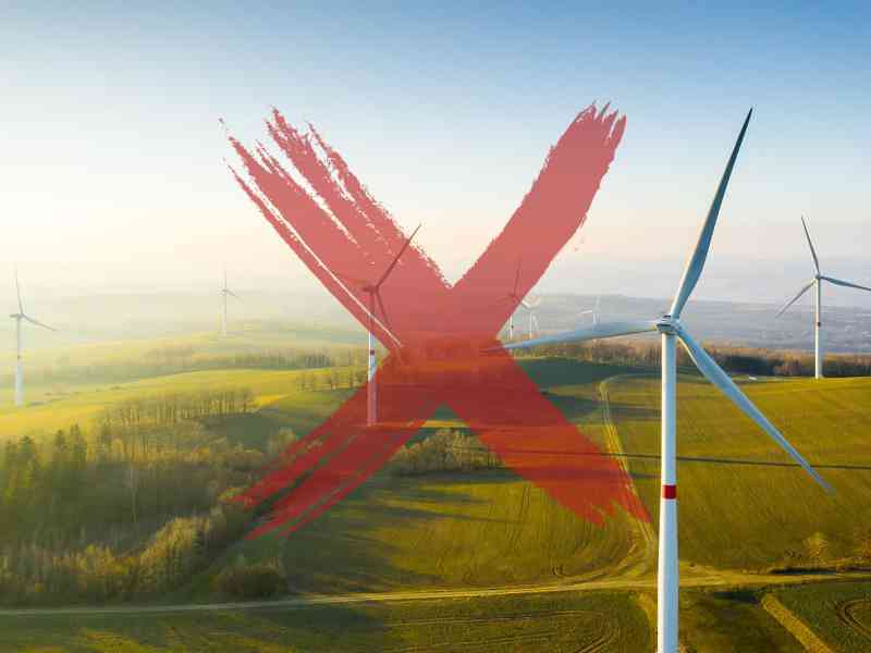 Immagine articolo: “Stop ai parchi eolici e fotovoltaici“ il testo del manifesto sottoscritto dai 13 sindaci