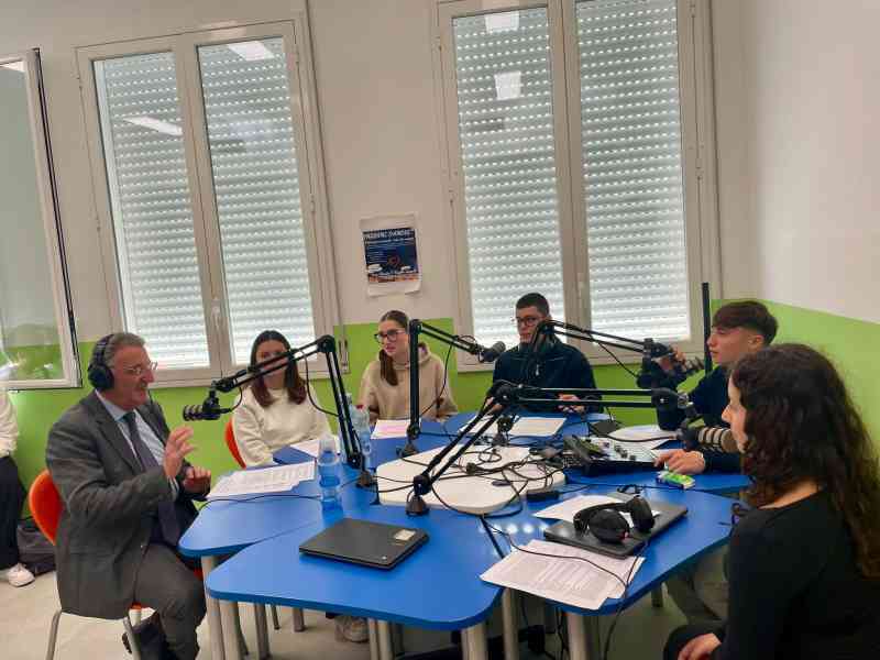 Immagine articolo: Sciacca, gli studenti del liceo Fazello pubblicano un podcast sulla violenza di genere