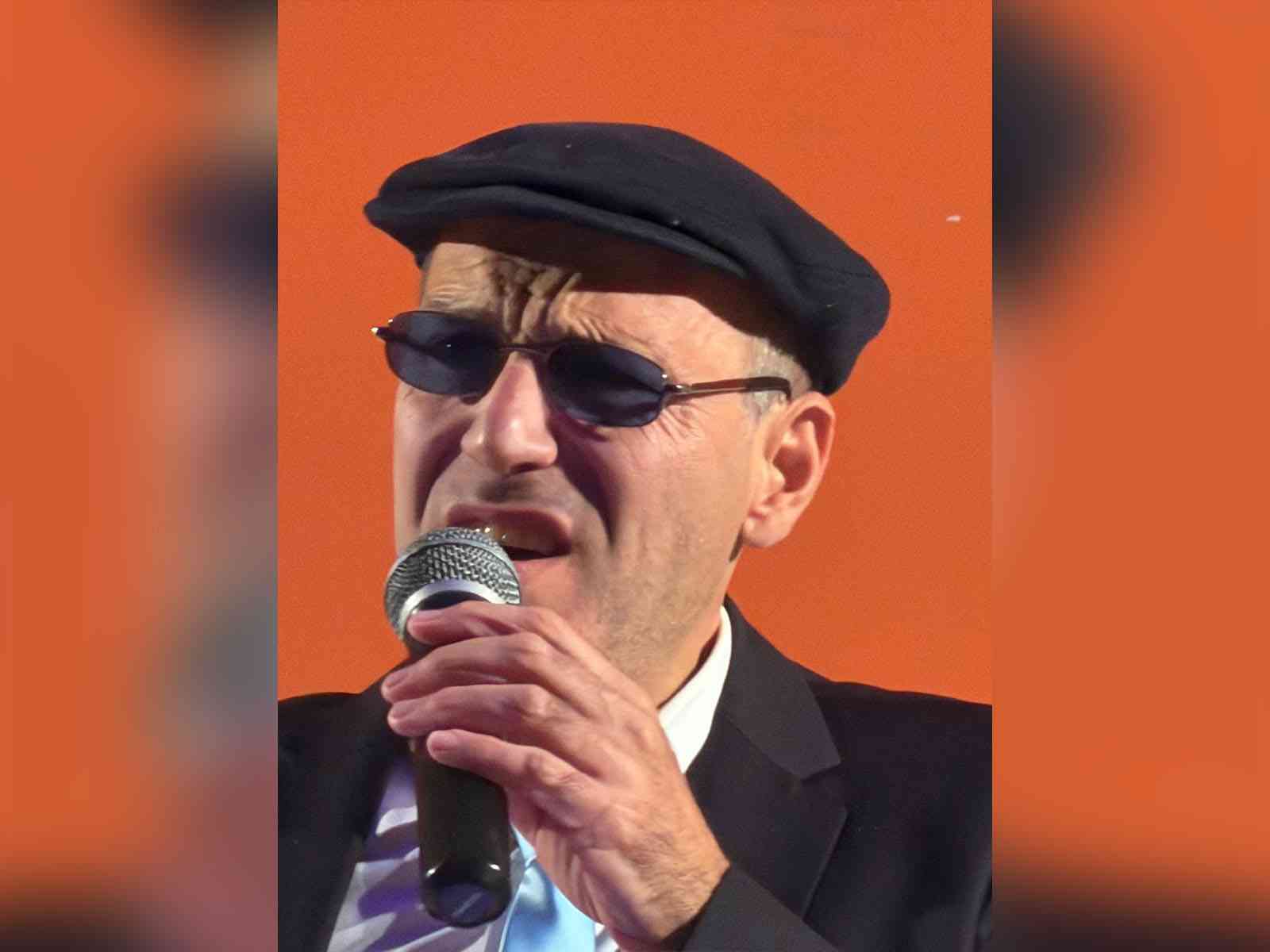 Immagine articolo: Salaparuta. Alessandro Gandolfo intrattiene il pubblico dell’Auditorium Nick La Rocca