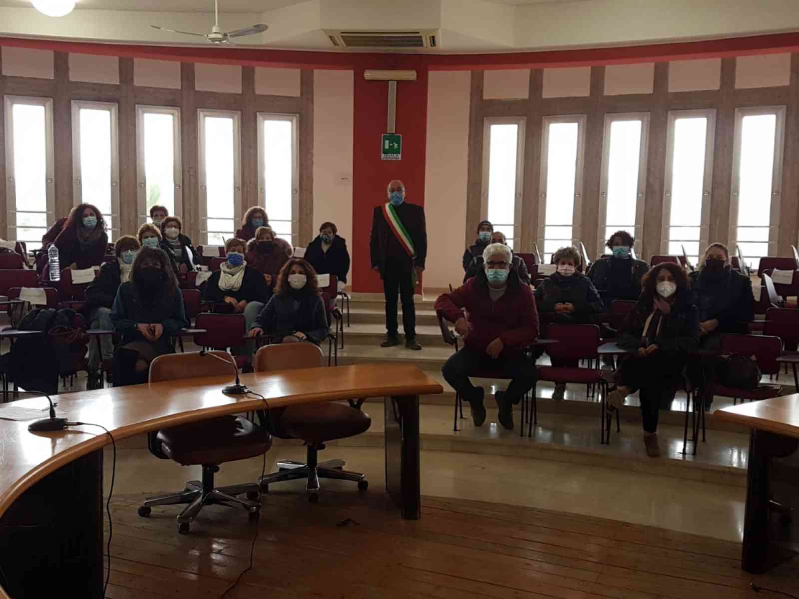 Immagine articolo: Il Comune di Salaparuta “in campo” per sostenere i propri 23 lavoratori precari ASU. Le parole del Sindaco Drago